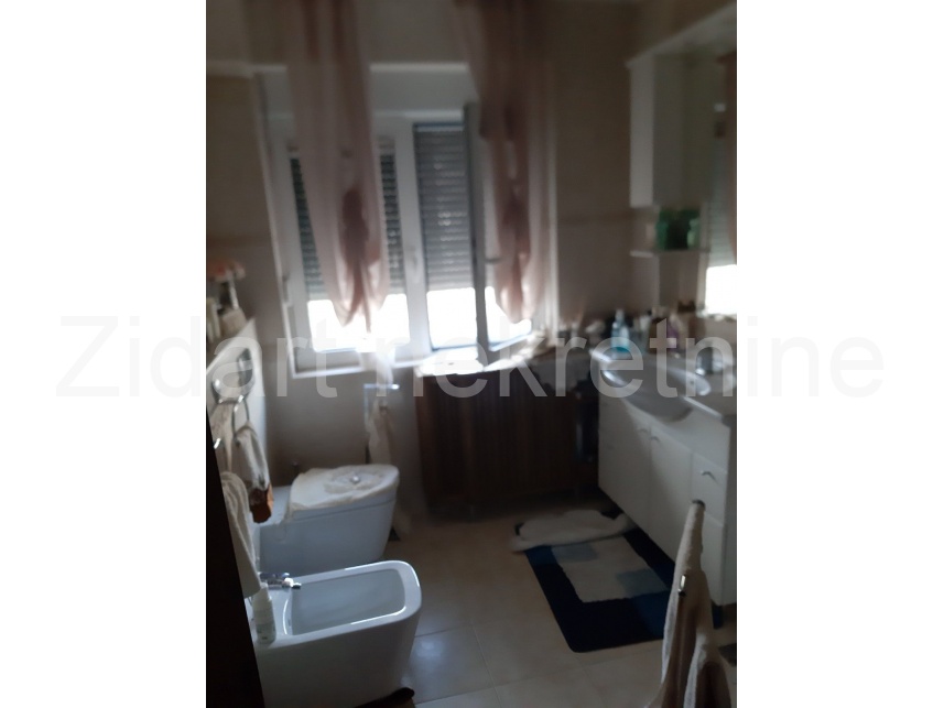 Квартира, 1001 м², 300 000$ — FAKTOR
